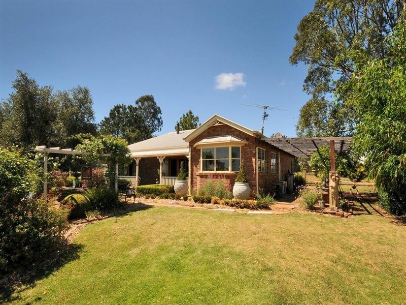 19 Bowtell Drive, Highfields QLD 4352