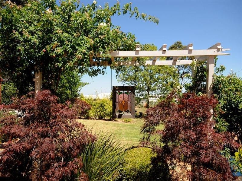 19 Bowtell Drive, Highfields QLD 4352