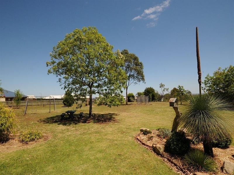 19 Bowtell Drive, Highfields QLD 4352