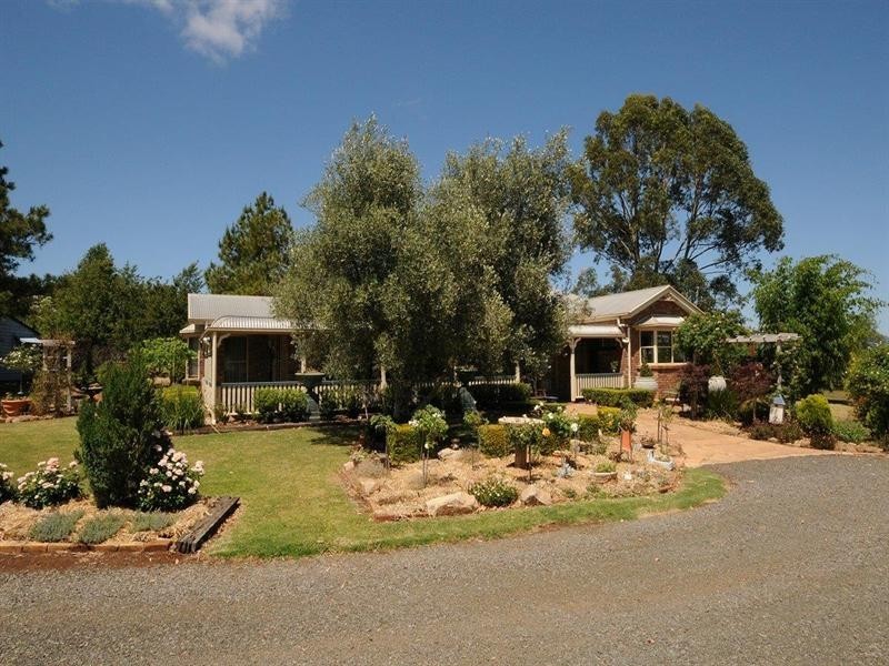 19 Bowtell Drive, Highfields QLD 4352