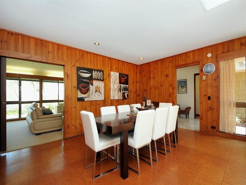 1 Niddrie Drive, Middle Ridge QLD 4350