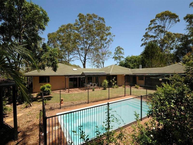 1 Niddrie Drive, Middle Ridge QLD 4350