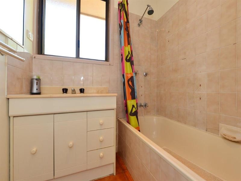 18 Balfour Street, Wyreema QLD 4352
