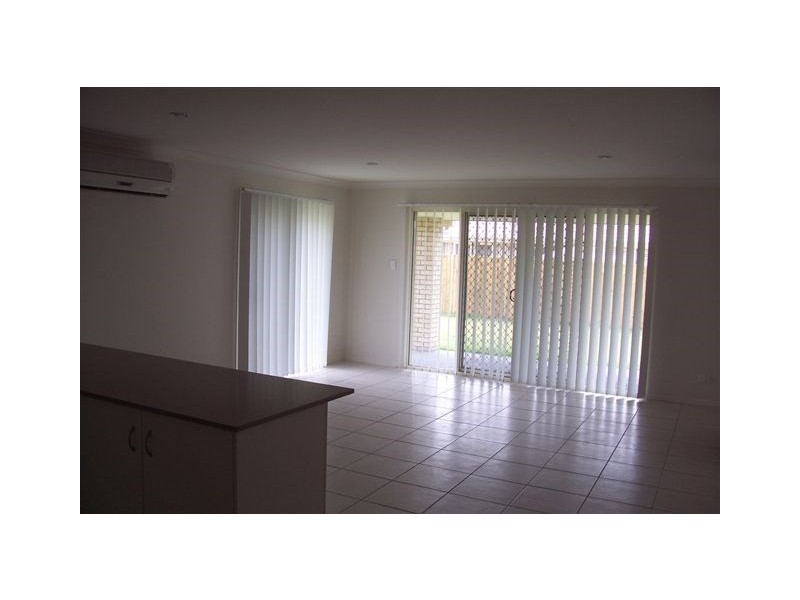 676 Greenwattle Street, Harristown QLD 4350