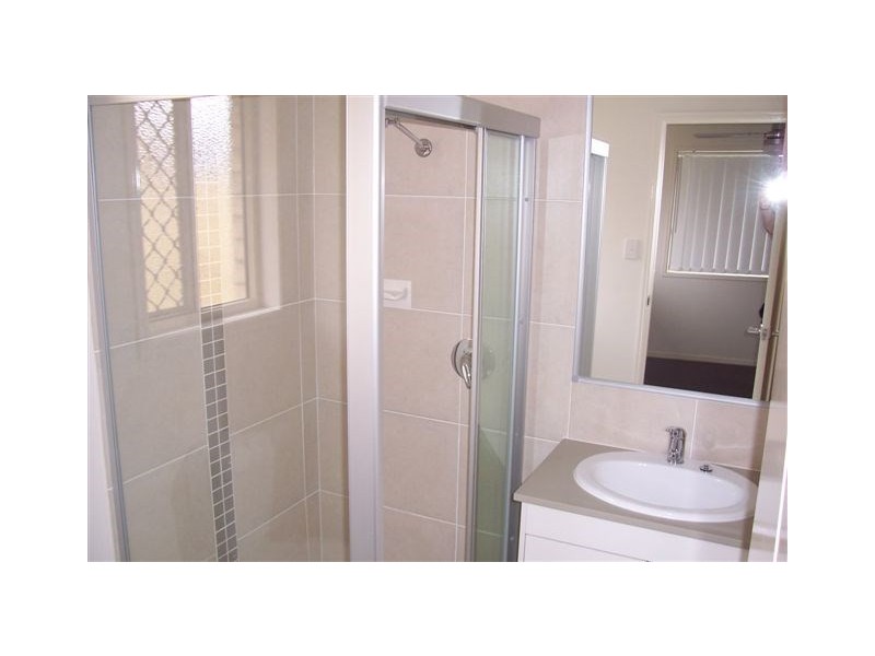 676 Greenwattle Street, Harristown QLD 4350