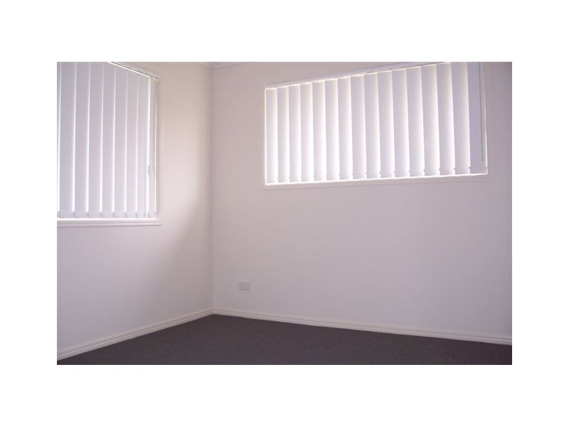 676 Greenwattle Street, Harristown QLD 4350