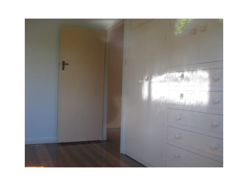 22 Hennessy Street, Harristown QLD 4350