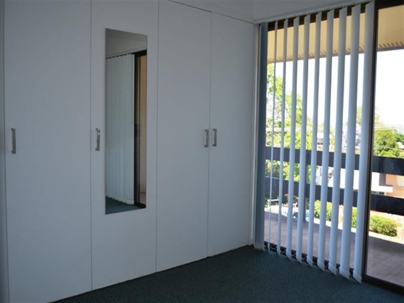 3/2 Benjamin Street, Mount Lofty QLD 4350