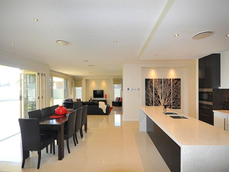 15 Colman Drive, Middle Ridge QLD 4350