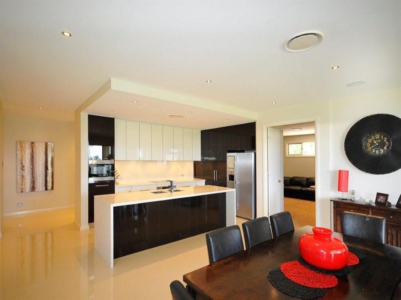 15 Colman Drive, Middle Ridge QLD 4350