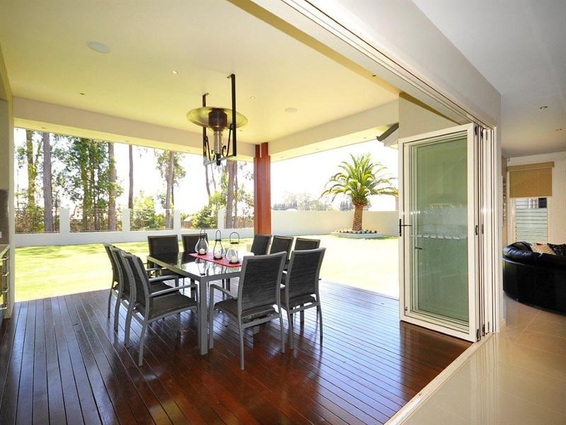 15 Colman Drive, Middle Ridge QLD 4350