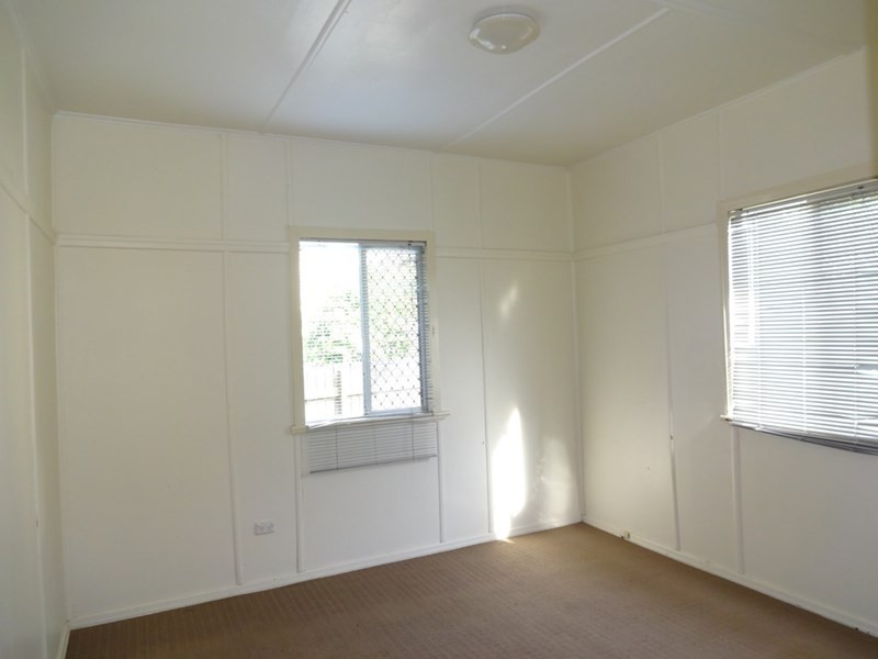 42 Belgium Street, South Toowoomba QLD 4350