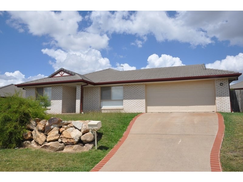 16 Bulloo Street, Glenvale QLD 4350