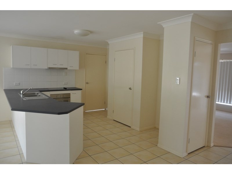 16 Bulloo Street, Glenvale QLD 4350