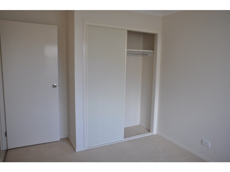 16 Bulloo Street, Glenvale QLD 4350