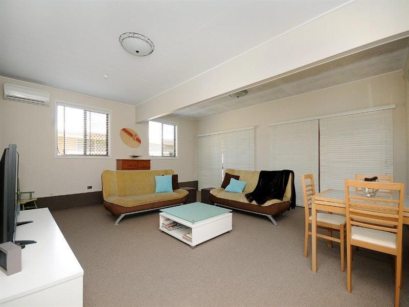 90 South Street, Rangeville QLD 4350