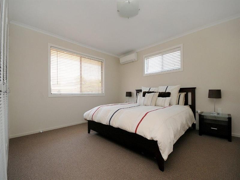 90 South Street, Rangeville QLD 4350