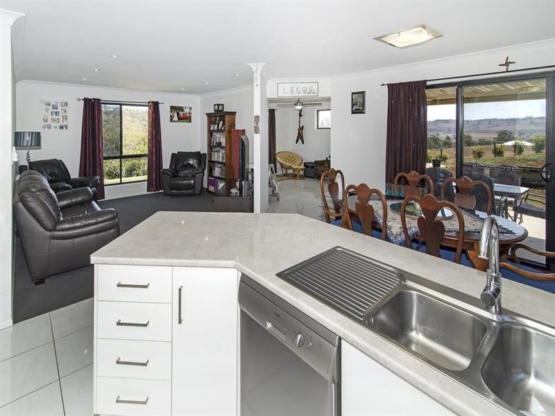 158 Carroll Road, Preston QLD 4352