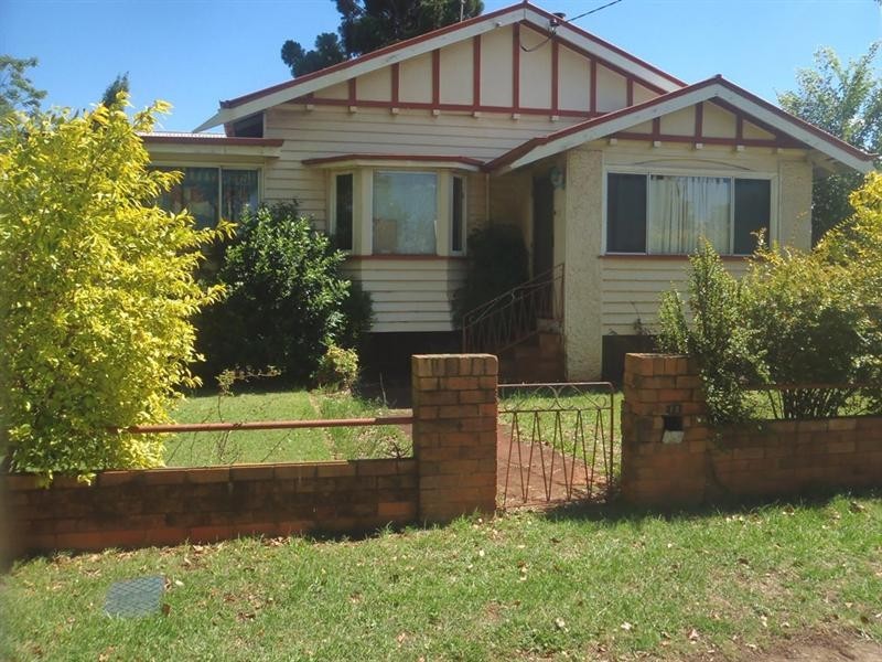 Newtown QLD 4350