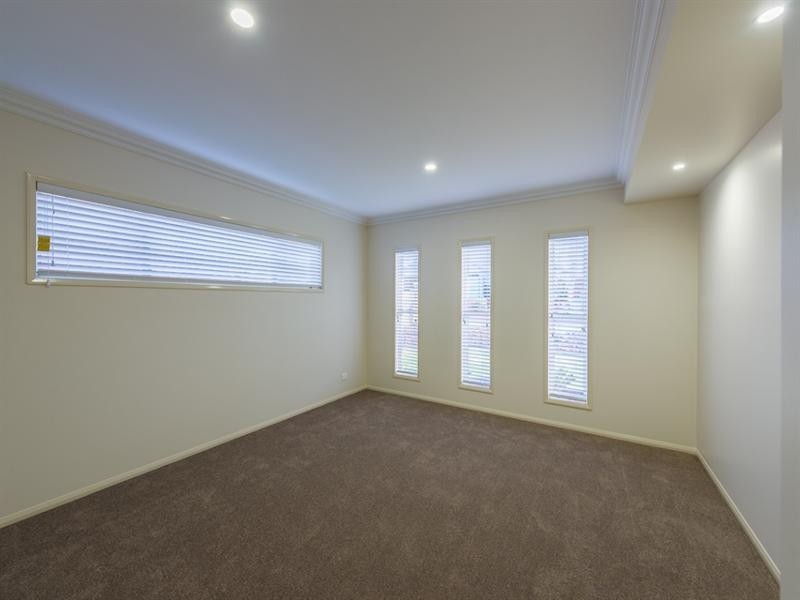 11 Schneider Court, Middle Ridge QLD 4350