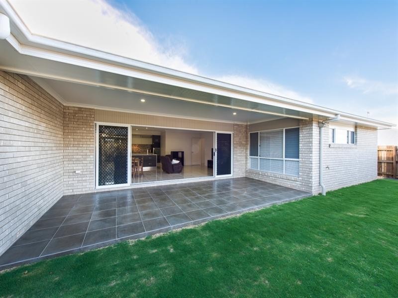 11 Schneider Court, Middle Ridge QLD 4350