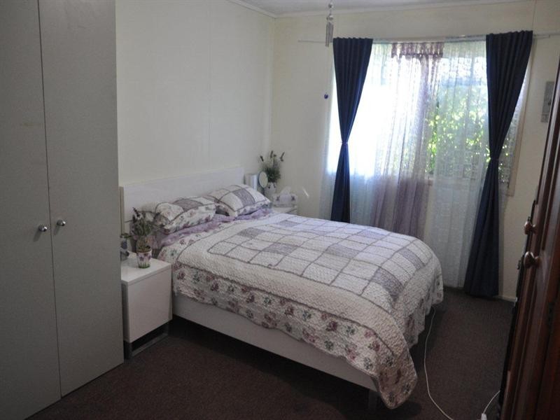 27 Challenor Street, Rockville QLD 4350