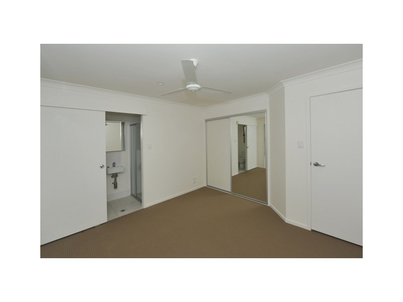 1/98 Main Street, Westbrook QLD 4350