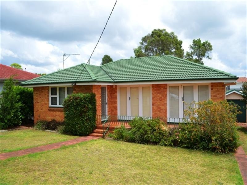 15 Burke Street, Rangeville QLD 4350