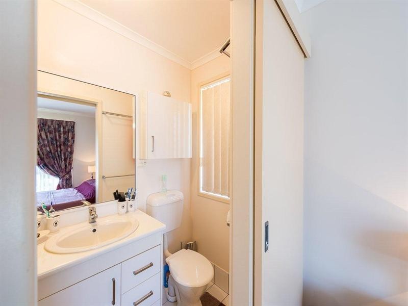 28 Stumm Street, Kearneys Spring QLD 4350