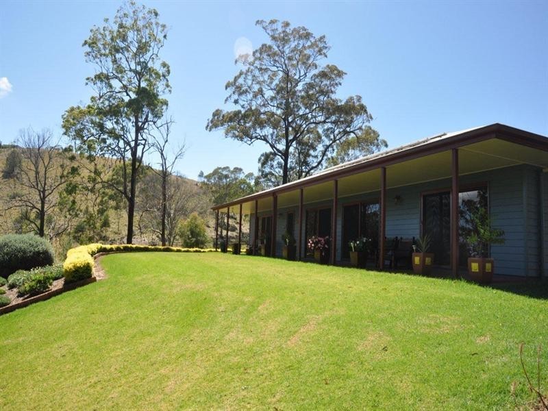 60 Forest Drive, Hampton QLD 4352