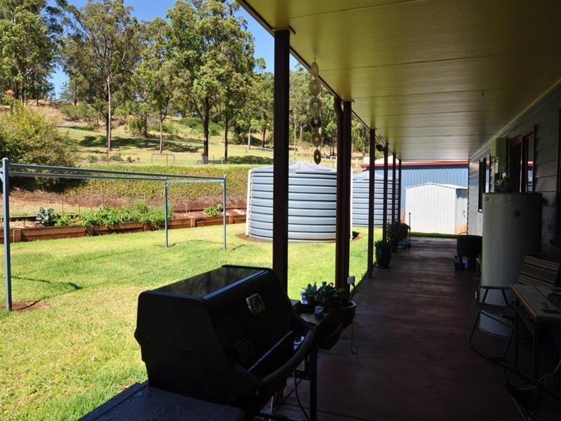 60 Forest Drive, Hampton QLD 4352