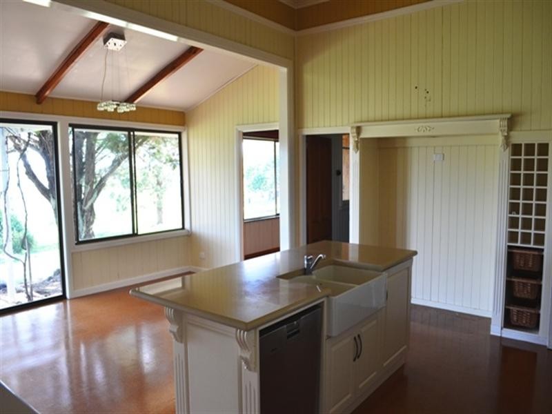 13314 New England Highway, Cambooya QLD 4358