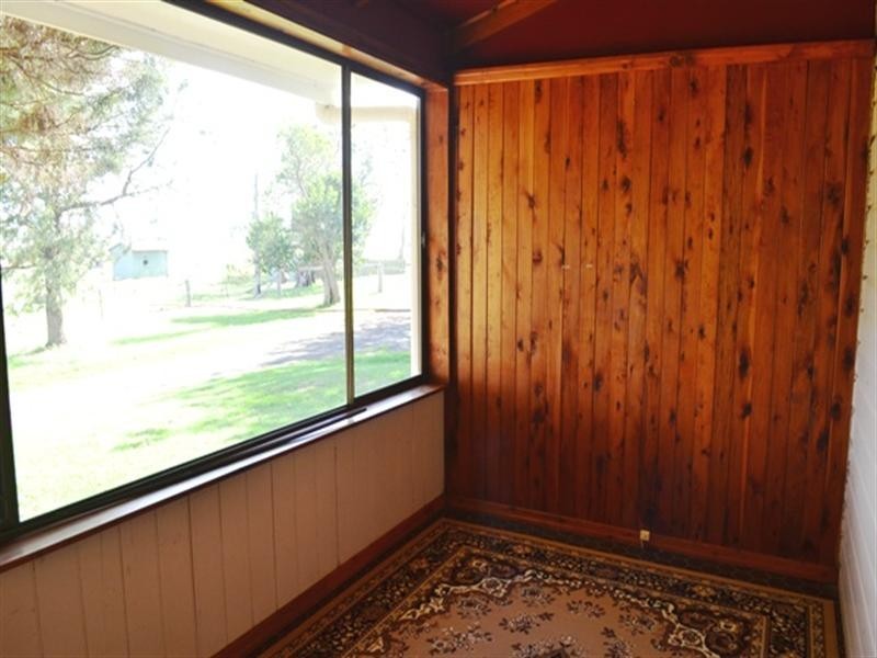 13314 New England Highway, Cambooya QLD 4358