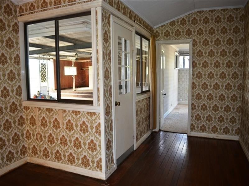 13314 New England Highway, Cambooya QLD 4358