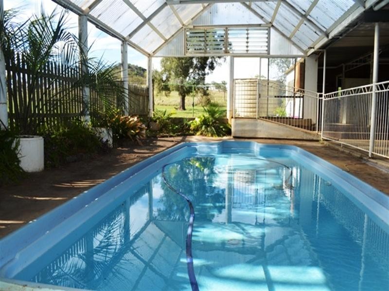 13314 New England Highway, Cambooya QLD 4358