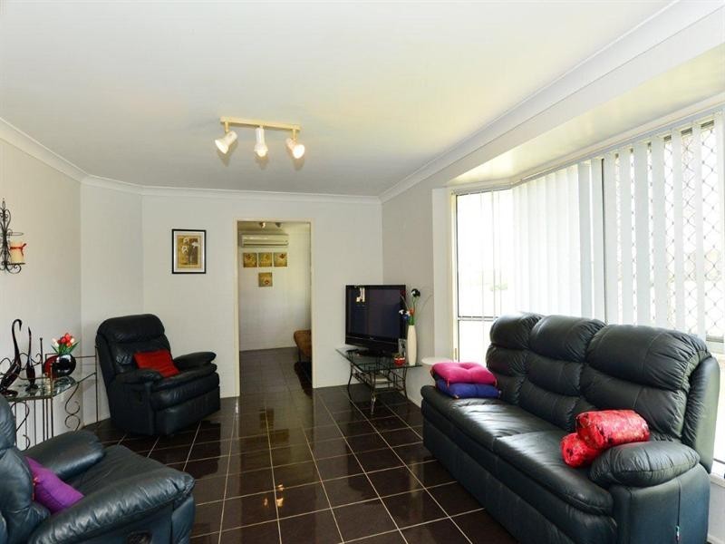 1 Gouldson Drive, Kearneys Spring QLD 4350