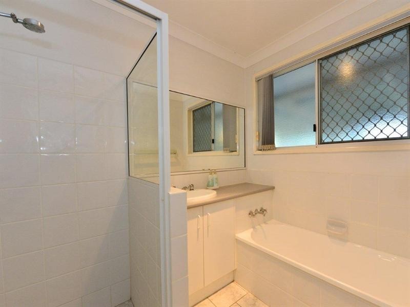 1 Gouldson Drive, Kearneys Spring QLD 4350