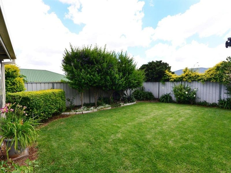 1 Gouldson Drive, Kearneys Spring QLD 4350