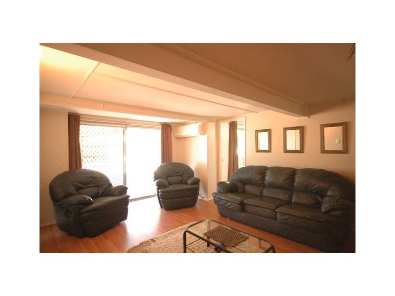 21 Bingara Street, Mount Lofty QLD 4350