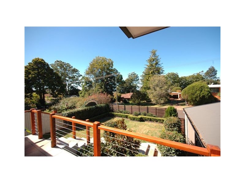 21 Bingara Street, Mount Lofty QLD 4350