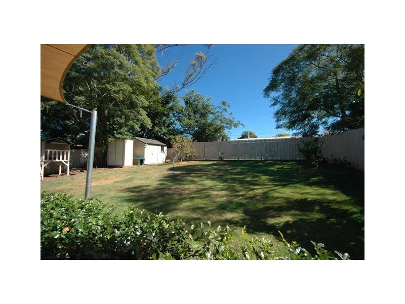 21 Bingara Street, Mount Lofty QLD 4350