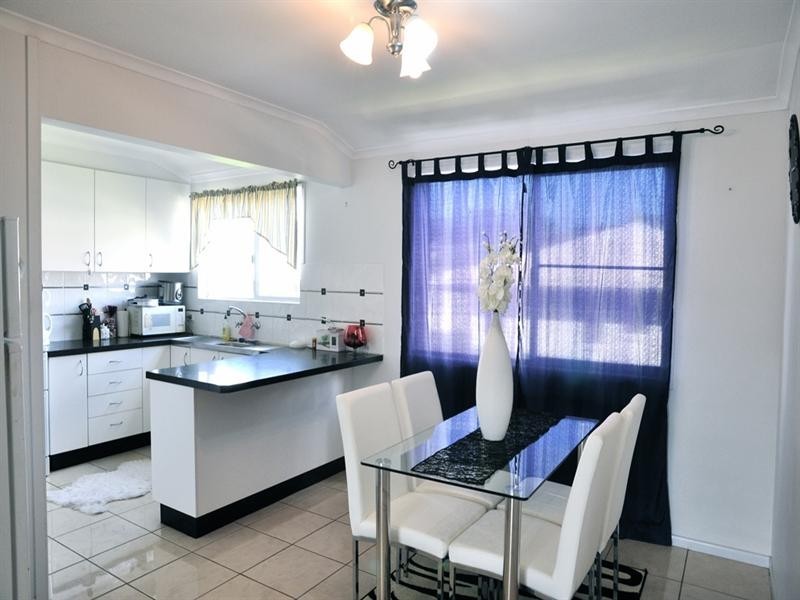 4/128 Curzon Street, Rangeville QLD 4350