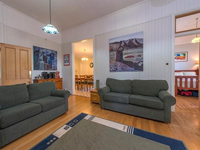 25 Phillip Street, East Toowoomba QLD 4350