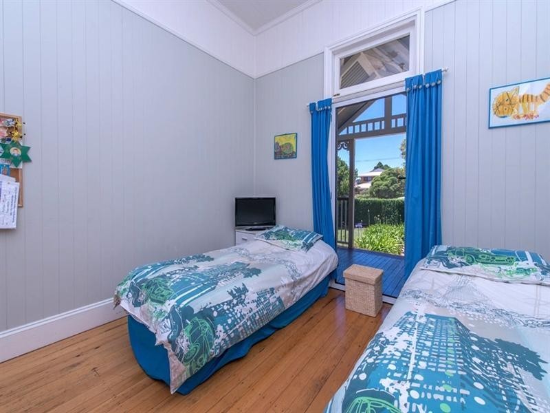 25 Phillip Street, East Toowoomba QLD 4350