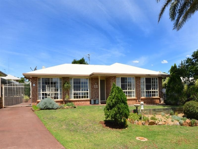 12 Candlebark Court, Glenvale QLD 4350