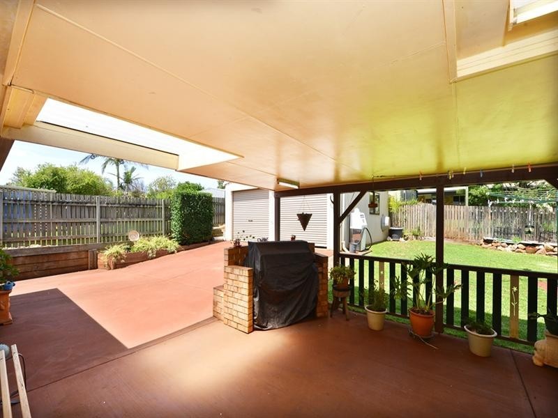 12 Candlebark Court, Glenvale QLD 4350