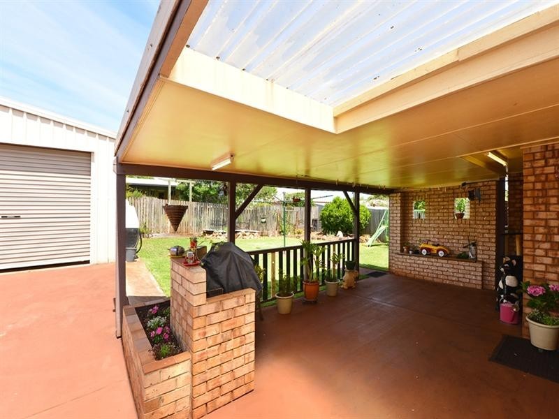 12 Candlebark Court, Glenvale QLD 4350