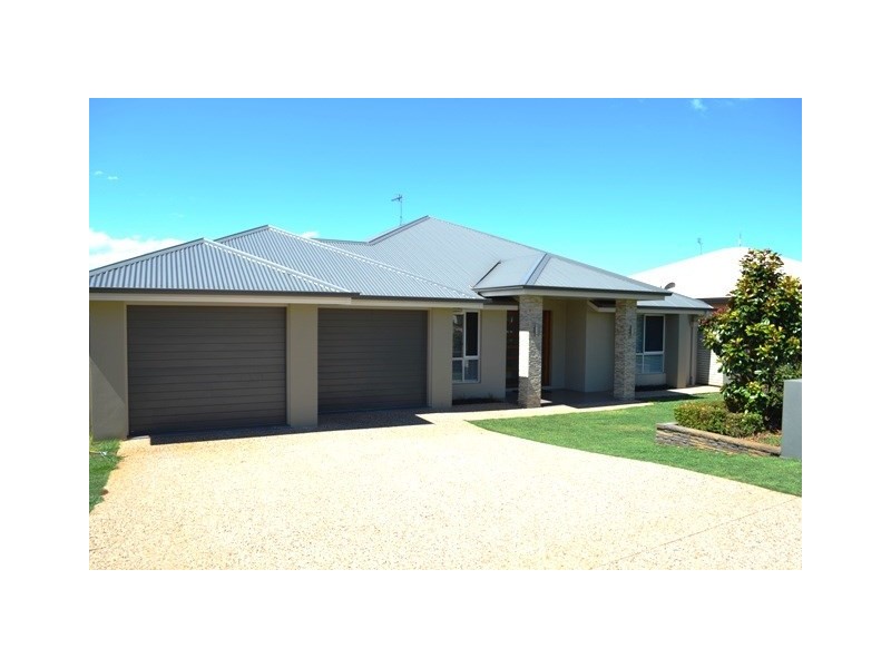 26 Saba Court, Middle Ridge QLD 4350