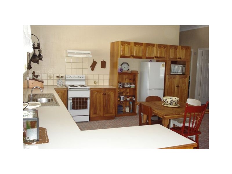 12 Bunkers Hill School Road, Westbrook QLD 4350