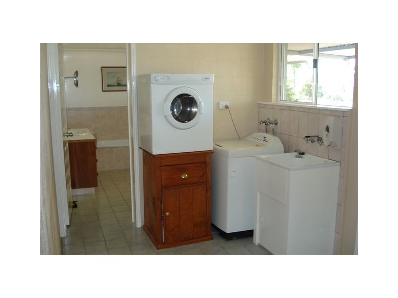 12 Bunkers Hill School Road, Westbrook QLD 4350